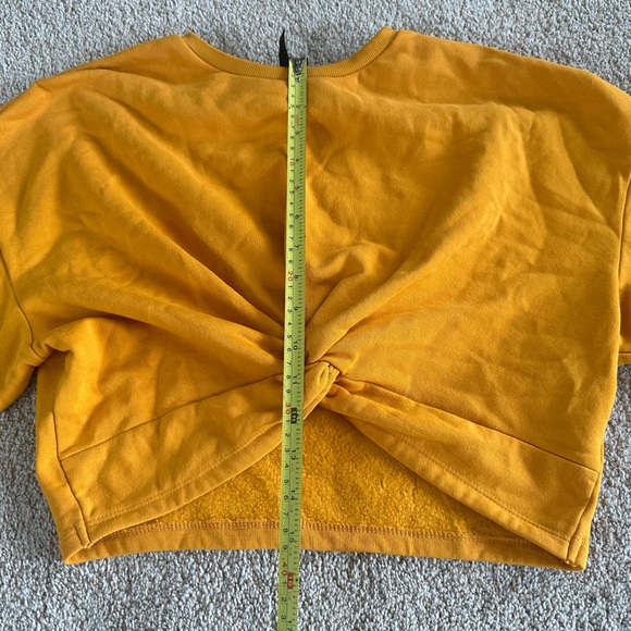 H&M long sleeve - Picture 4 of 5